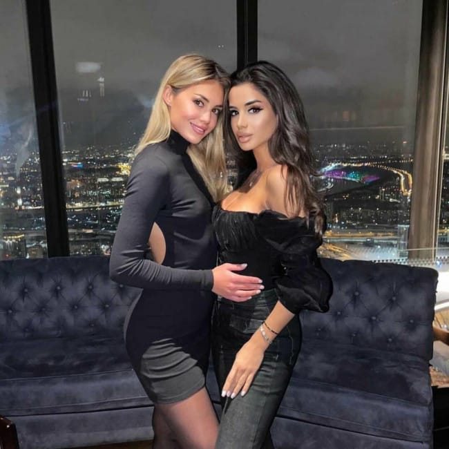 דוגמניות פרטיות חדשות במרכז לביתך/מלון